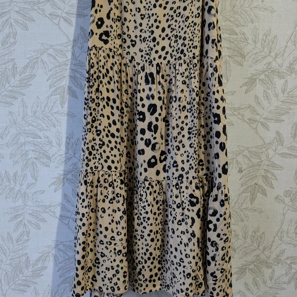 Leopard Print Halter Dress - Picture 9 of 11